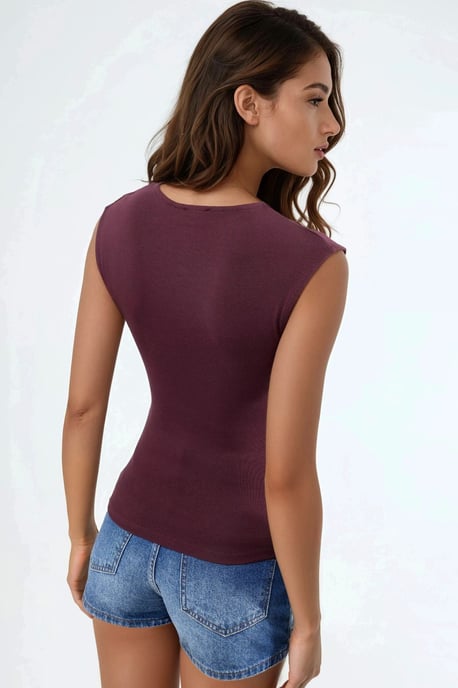 Ärmlös Draperad Blus med Rund Halshal. - Image 3