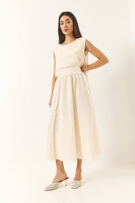 Textured Blouse & Skirt Muslin Fabric Two-Piece Set - Image 3