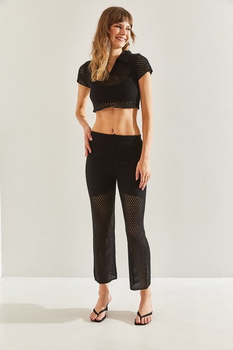 Texturerad stickad crop top och utsvängda byxor set - Image 3