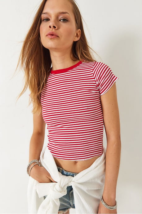 Randig ribbad crop top med rund halsringning - Image 3