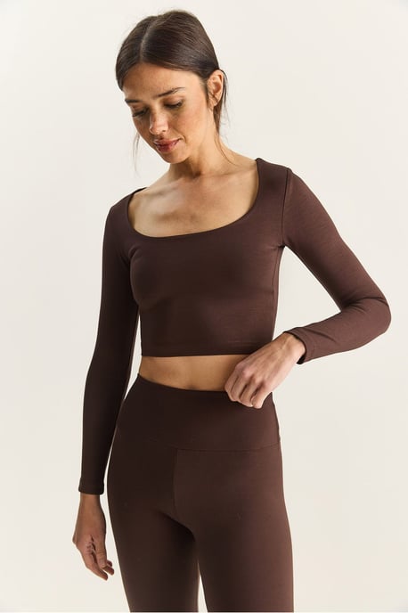 Basis Crop Top - Image 5