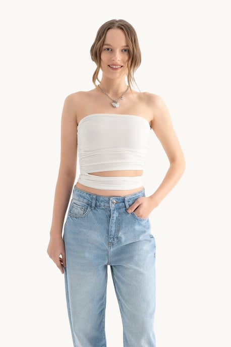 Halterlös Utsvängd Bandeau Topp - Image 1