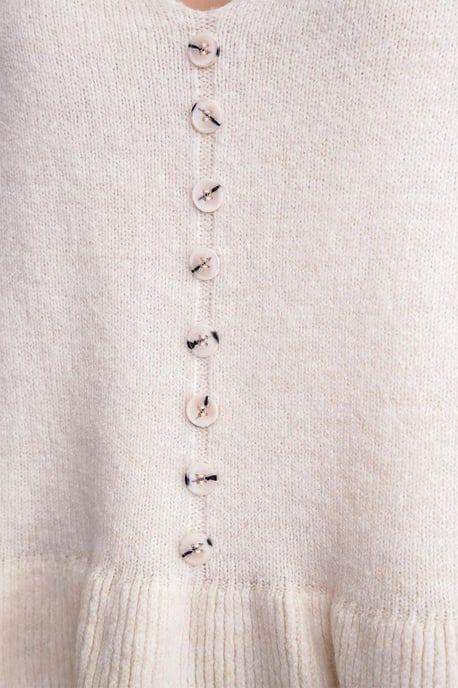 Lichte V-hals gebreide top met knoopdetails - Image 5
