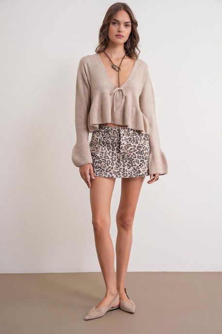 Tie Detailed Ruffled V-Neck Knit Sweater - Image 2