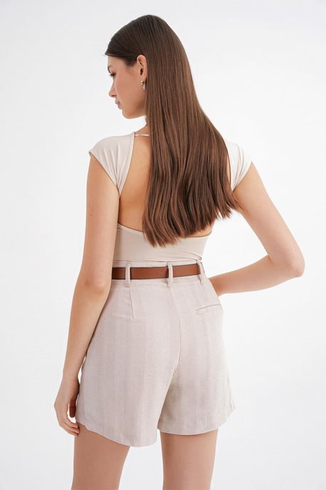 Hoge Taille Shorts met Riemdetail - Image 6