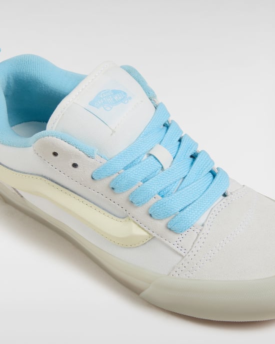 Knu Skool Sneakers - Image 4
