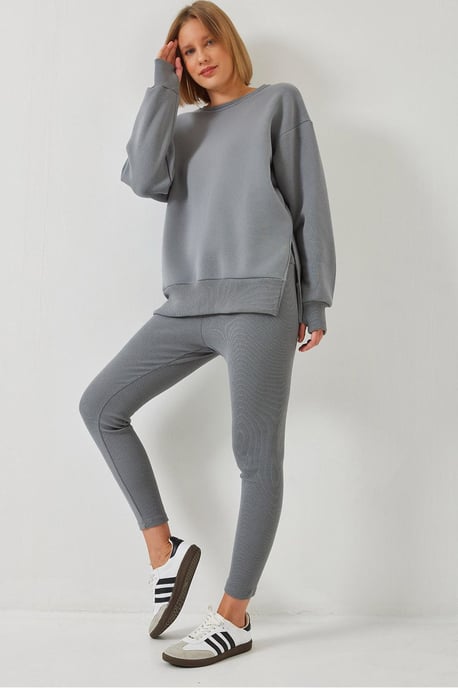Textured Knit Capri Actieve Set met Ronde Hals - Image 1