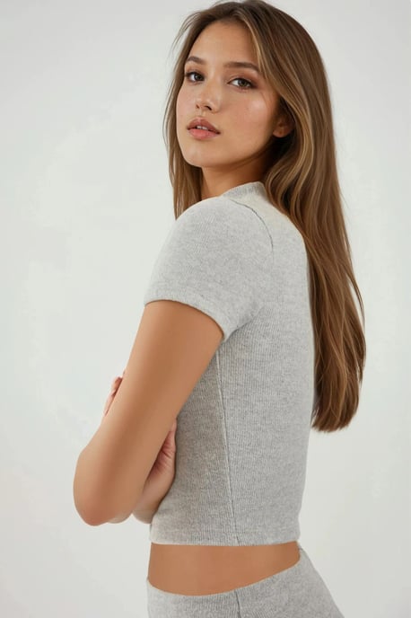 Slim Fit Stickad Crop Blus - Image 2