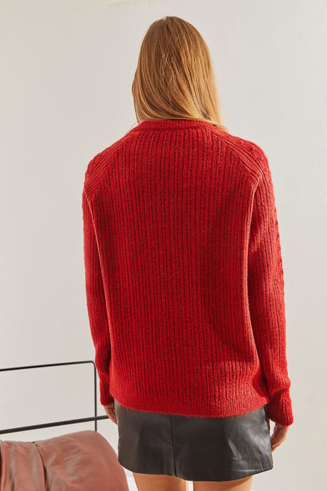Patterned Thick Crew Neck Sweater - Image 3