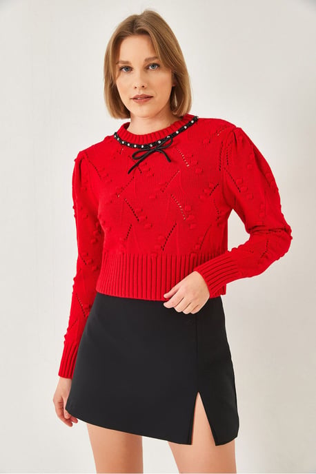 Texturerad broderad crew neck figursydd kort tröja - Image 3