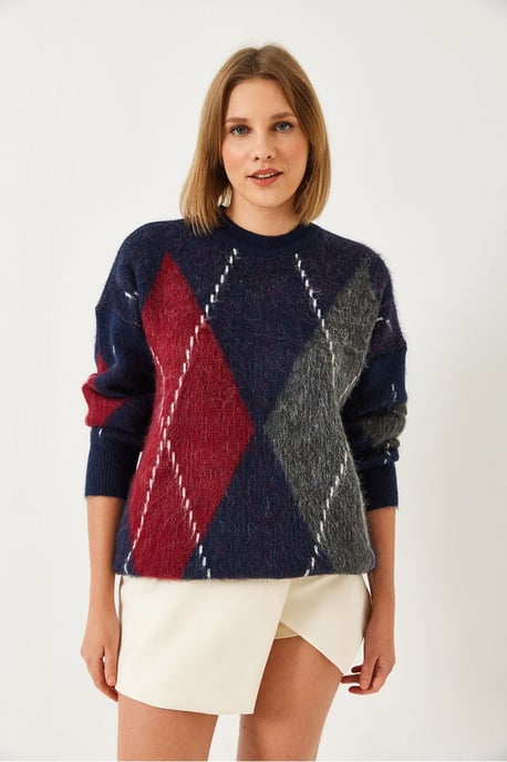 Oversized Diamond Printed Sweater - Image 2