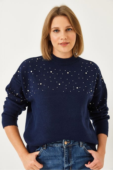 Textured Embroidered Crew Neck Sweater - Image 2