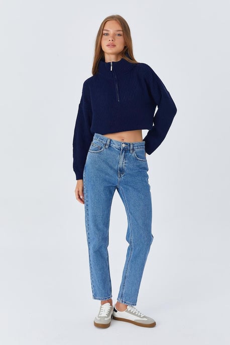 Textured Long Sleeve Zipped Collar Sweater - Image 6