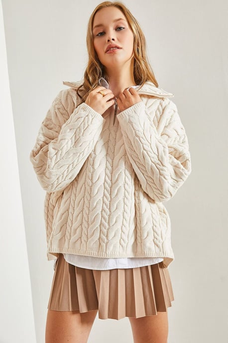 Oversized Hair Beard Sweater with Zipper Collar - Image 1