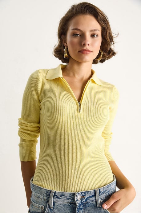 Sweater with Zipper Collar - Image 2