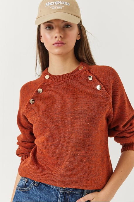 Textured Knitted Crew Neck Sweater met Knopen - Image 4