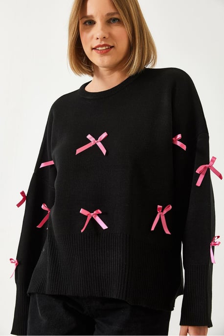Mönstrad akrylpullover med rund hals och rosettdetalj - Image 4