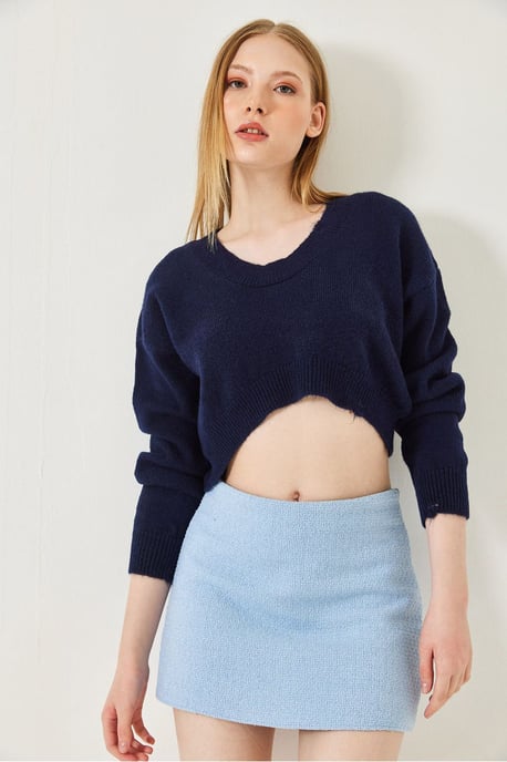 Texturerad V-ringad lös passform crop knit topp - Image 2