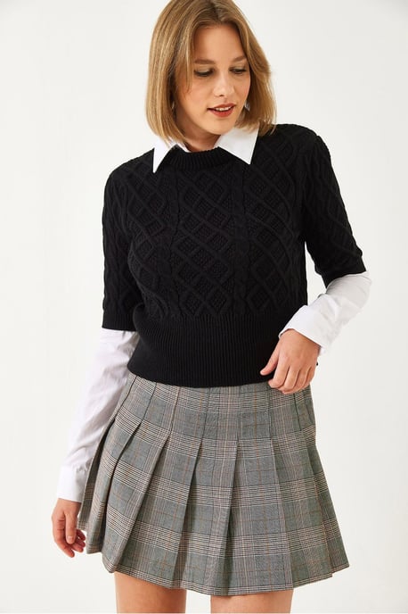 Textured Knitwear Crop Sweater with Shirt Collar - Image 2
