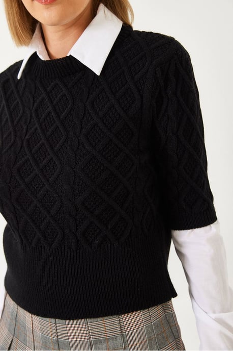 Textured Knitwear Crop Sweater with Shirt Collar - Image 4
