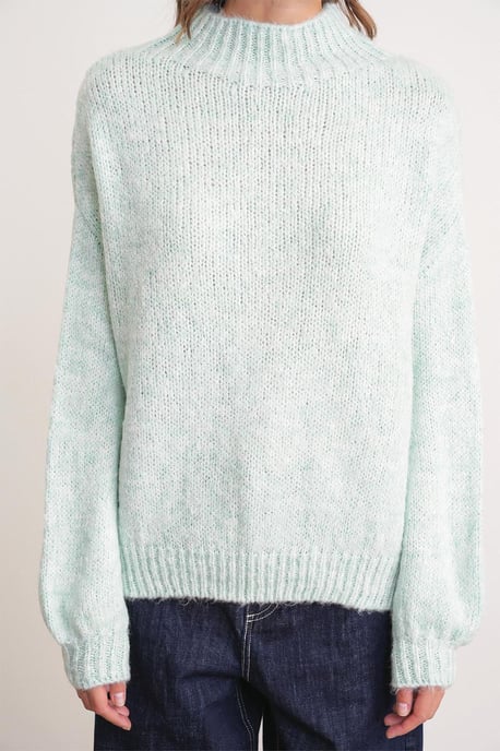 Relaxed Fit Crew Neck Thick Knit Sweater - Image 4