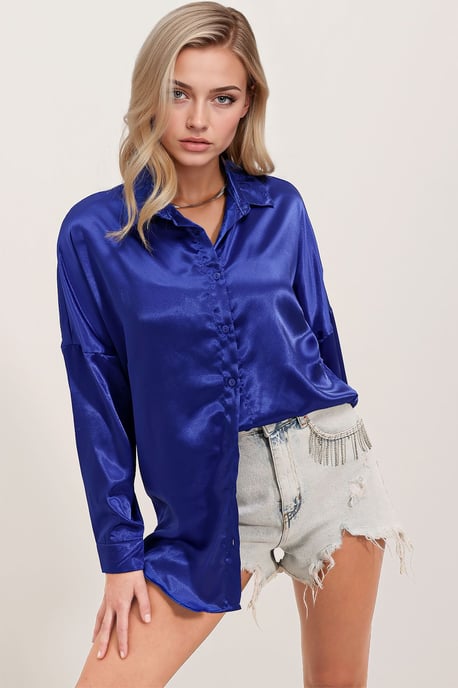 Oversized Satin Knapp-frontskjorta - Image 3
