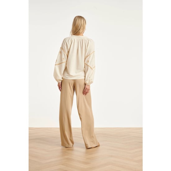 Smashed Lemon Off white blouse met gouden borduursels en koorddetail | - Image 3