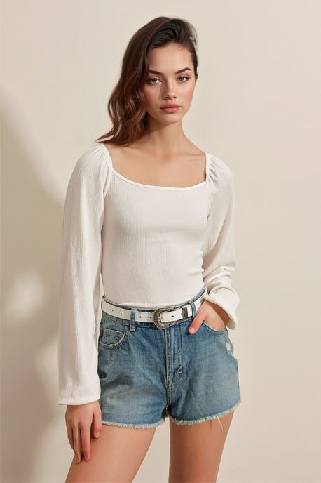 Aansluitende Textuur Blouse met Vierkante Kraag en Rimpeldetails - Image 1