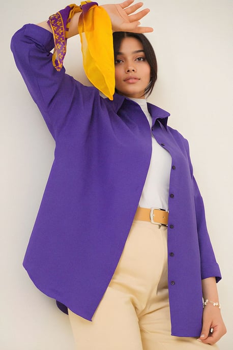Relaxed Fit Poplin Shirt with Button Closure - Image 1
