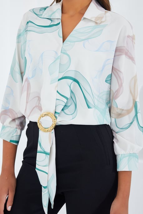 Tryckt Cropped Skjorta med Pompom Detalj - Image 4