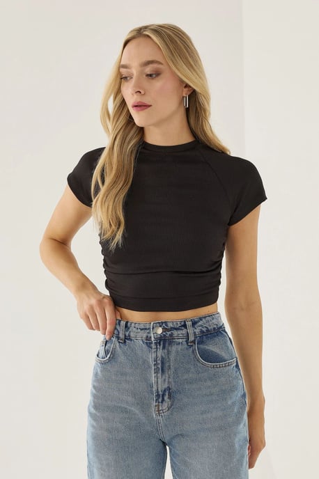 Rynkad Detalj Cropped Topp - Image 2