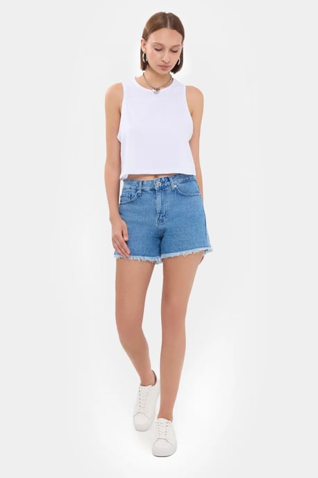Sleeveless Round Neck Solid Crop Top - Image 2