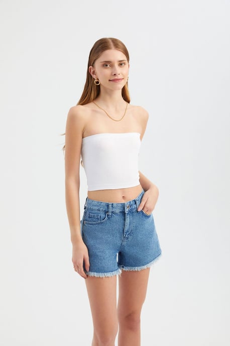 Halterlös Basic Crop Top - Image 2