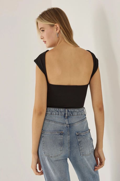 Öppen Rygg Crop Top - Image 1