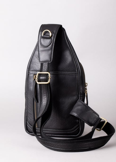 Keswick Leather Sling Bag in Black - Image 6