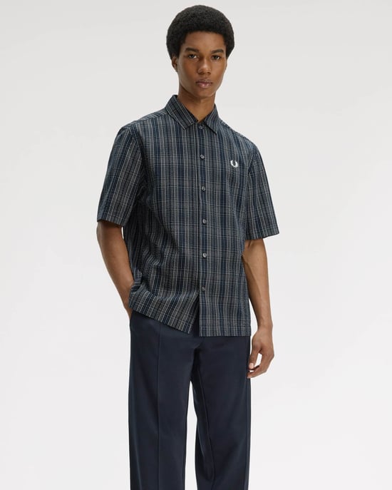 Shirt in Dark Grey - Image 6