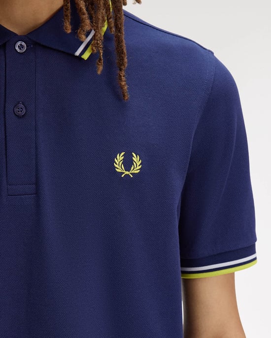 Polo Shirt in Dark Blue - Image 4