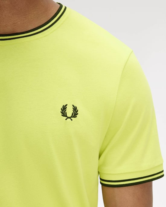 T-Shirt in Lime Green - Image 5