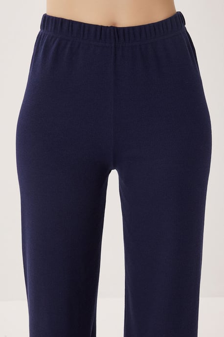 V-hals Geribbelde Gebreide Pyjama Set - Image 4