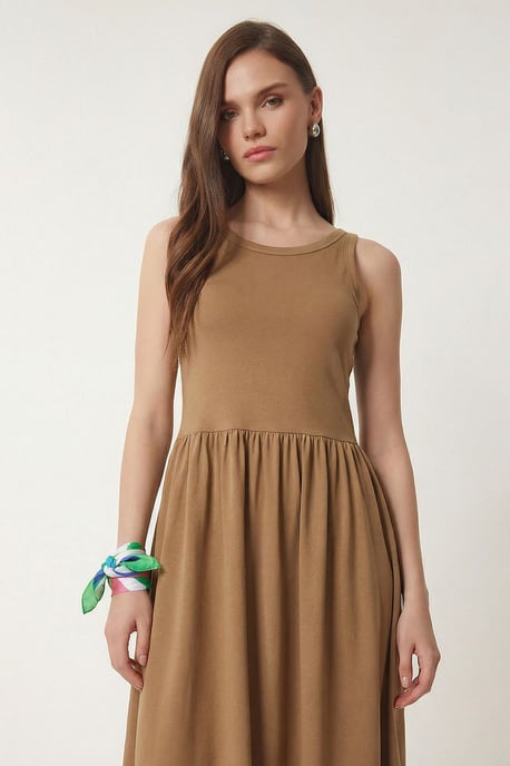 Mouwloze Crew Neck Midi Jurk - Image 3