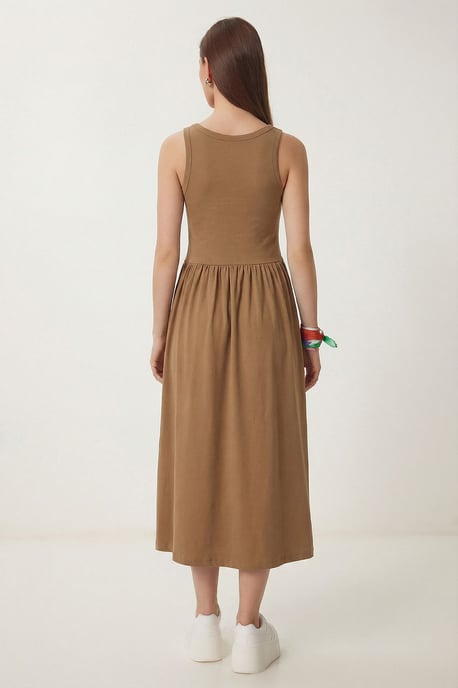 Mouwloze Crew Neck Midi Jurk - Image 4