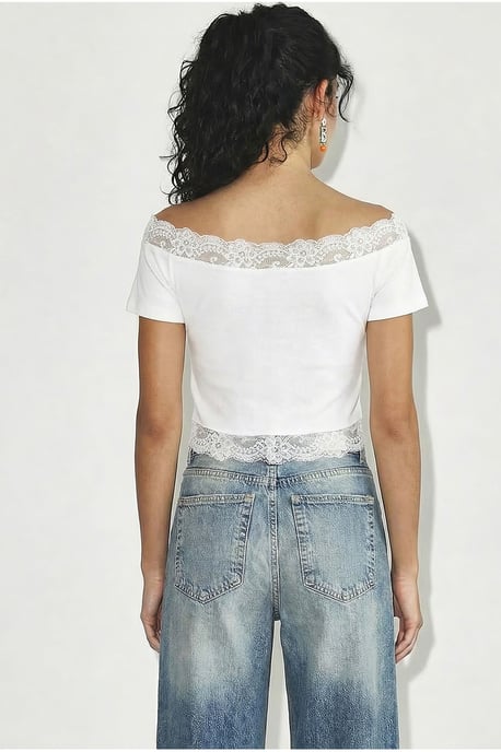 Schoudervrije Blouse met Kanten Details - Image 4