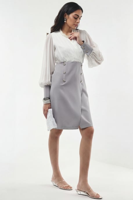 V-hals Midi Jurk met Knopdetail - Image 4