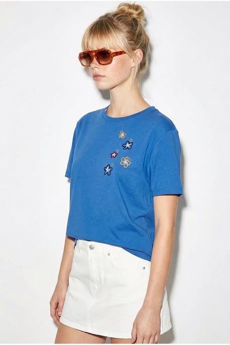 Bloemig Geborduurd Crew Neck T-Shirt - Image 2