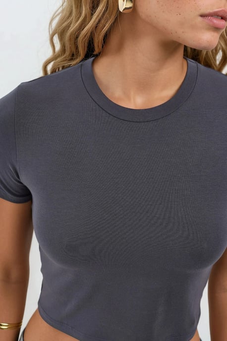 Crew Neck Crop T-shirt - Image 6