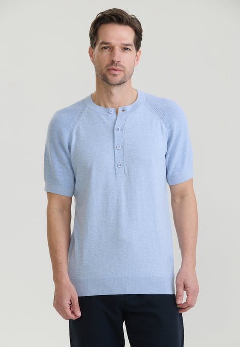 T-Shirt Basic Crew Neck Buttoned Knit T-Shirt - Image 1