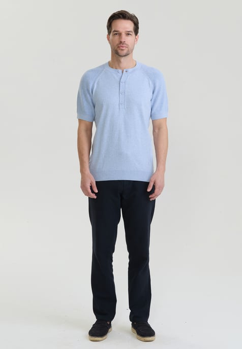 T-Shirt Basic Crew Neck Buttoned Knit T-Shirt - Image 2