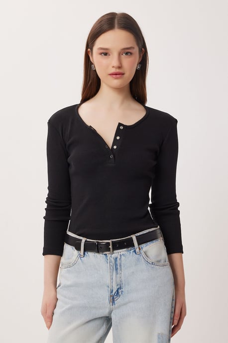 Slim Fit U-halsad långärmad blus - Image 3