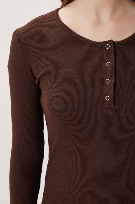 Slim Fit Ribbad Button-Up Blus med Lång Ärmar - Image 5