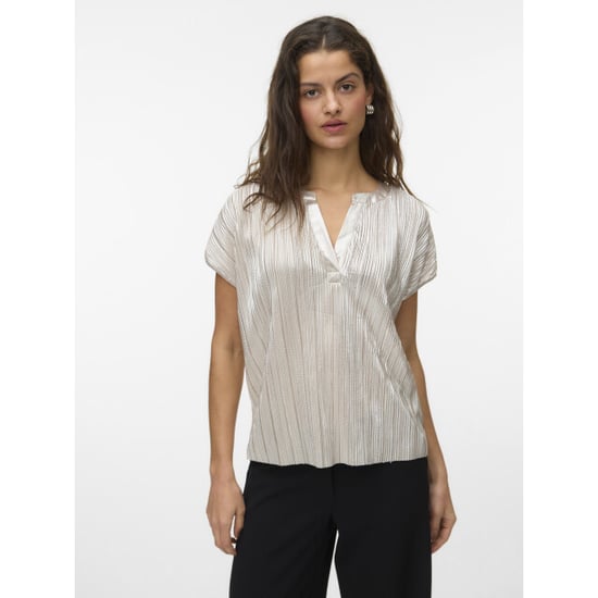 Vero Moda Vmkuvi s/s v-neck top jrs btq nl - Image 1